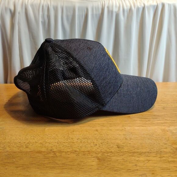 Under Armour Pittsburgh Pirates Trucker Snapback Hat - NWOT - Picture 5 of 8